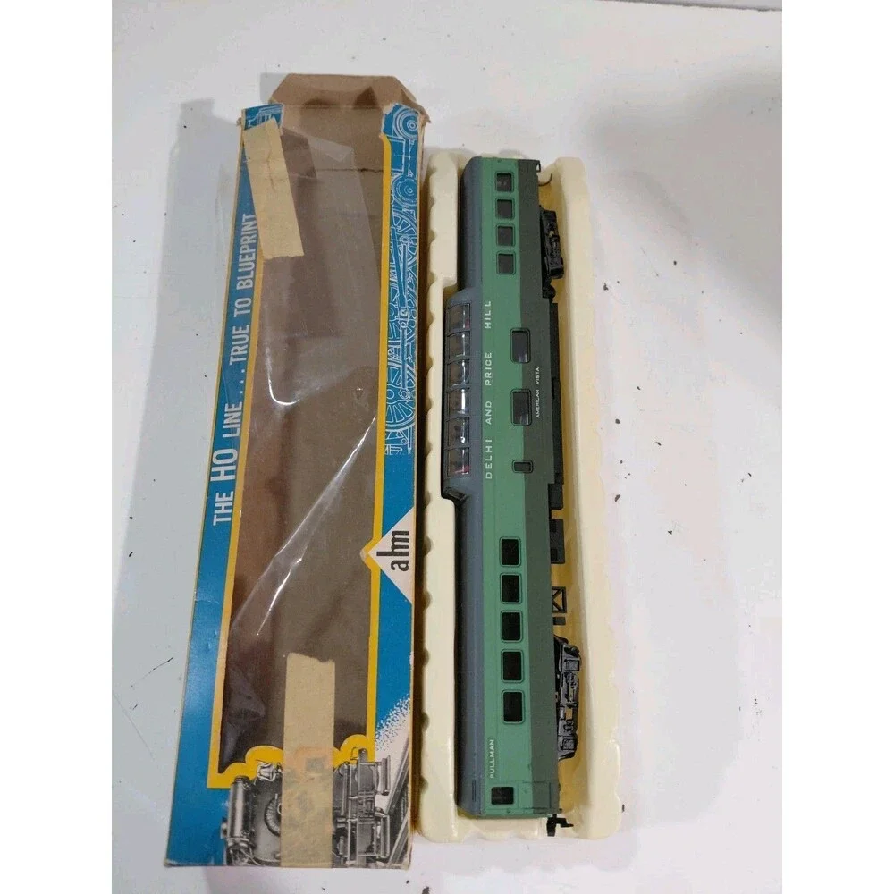 AHM HO Gauge Model Railroad Delhi & Price Hill Vista Dome Passenger Car